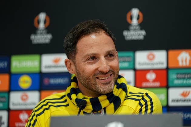 Ahead of Fenerbahce v Aston Villa - UEFA Europa League ISTANBUL, TURKIYE - JANUARY 21: Head Coach of Fenerbahce Demonico Tedesco makes a speech during the press conference, PK, Pressekonferenz ahead of the UEFA Europa League match between Fenerbahce and Aston Villa at Samandira Can Bartu Facilities in Istanbul, Turkiye on January 21, 2026. Adem Kutucu Anadolu Istanbul Turkey. Editorial use only. Please get in touch for any other usage.  Copyright: x2026xAnadoluxAdemxKutucux