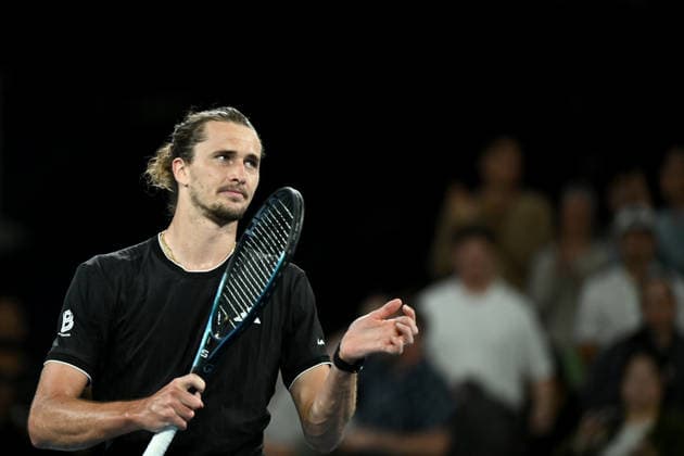 TENNIS AUSTRALIAN OPEN, Alexander Zverev of Germany celebrates match point during the Men™s 2nd round match against Alexandre Muller of France on day 4 of the 2026 Australian Open tennis tournament at Melbourne Park in Melbourne, Wednesday, January 21, 2026. ( NO ARCHIVING MELBOURNE VICTORIA AUSTRALIA  Copyright: xJOELxCARRETTx 20260121126316447000