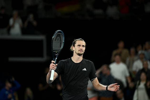 TENNIS AUSTRALIAN OPEN, Alexander Zverev of Germany celebrates match point during the Men™s 2nd round match against Alexandre Muller of France on day 4 of the 2026 Australian Open tennis tournament at Melbourne Park in Melbourne, Wednesday, January 21, 2026. ( NO ARCHIVING MELBOURNE VICTORIA AUSTRALIA  Copyright: xJOELxCARRETTx 20260121164884458404