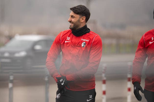 Fussball, Bundesliga, Herren, Training SC Freiburg - Europa-Park-Stadion, Europa Park Stadion,: Vincenzo Grifo (SC Freiburg, 32) Freiburg Europa Park Stadion Baden-Württemberg Deutschland Copyright: xFINLEYxMÖRCHx
