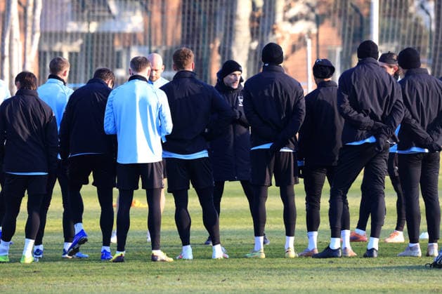 DEU, DFL, 2. FBL Hertha BSC, Training, 21.01.2026, Sportforum, Berlin, DEU, DFL, 2. FBL Hertha BSC, Training, im Bild Cheftrainer Stefan Leitl (Hertha BSC Berlin), Hertha-Spielerkreis DFL - regulations prohibit any use of Photographs as image sequences and or quasi-video