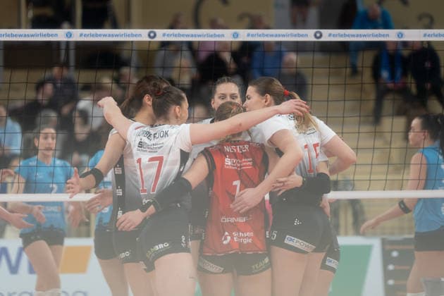 21.01.2026, xhfmx, Volleyball Volleyball Bundesliga VBL, VC Wiesbaden - Dresdner SC Teamkreis Dresdner SC (DFL DFB REGULATIONS PROHIBIT ANY USE OF PHOTOGRAPHS as IMAGE SEQUENCES and or QUASI-VIDEO) Wiesbaden