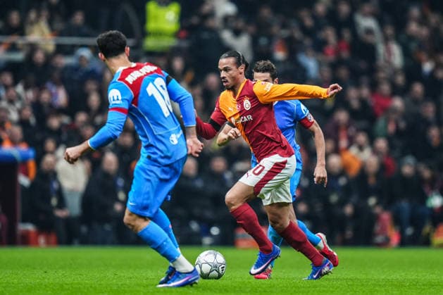 Galatasaray v Atletico Madrid - UEFA Champions League ISTANBUL, TURKIYE - JANUARY 21: Leroy Sane (R) of Galatasaray in action against Marc Pubill (L) of Atletico Madrid during UEFA Champions League week 7 football match between Galatasaray and Atletico Madrid at RAMS Park in Istanbul, Turkiye on January 21, 2026. Hakan Akgun Anadolu Istanbul Turkey. Editorial use only. Please get in touch for any other usage.  Copyright: x2026xAnadoluxHakanxAkgunx