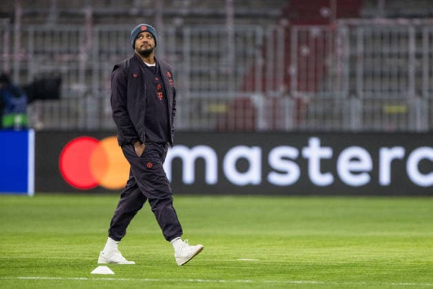 MUNICH, GERMANY - JANUARY 21: Vincent Kompany (Head Coach FC Bayern Muenchen) during pitch check before the UEFA Champions League match between FC Bayern Munich vs. Royale Union Saint-Gilloise at Allianz Arena on matchday 7 of the UEFA Champions League Season 2025 26 on January 21, 2025 in Munich, Germany. Bavaria Germany Copyright: xSteffiexWunderlx