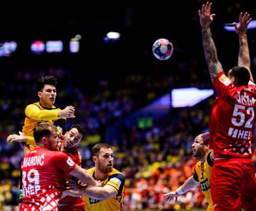 260121 Nikola Roganovic of Sweden during the EHF European Handball Championship preliminary round match between Sweden and Croatia on January 21, 2026 in Malmö. Photo: Petter Arvidson BILDBYRAN kod PA PA1130 handball handboll handball handbolls-em 2026 sverige sweden croatia kroatien ehf european handball championship sverige bbeng grappa33 sverige sweden Copyright: PETTERxARVIDSON BB260121PA154