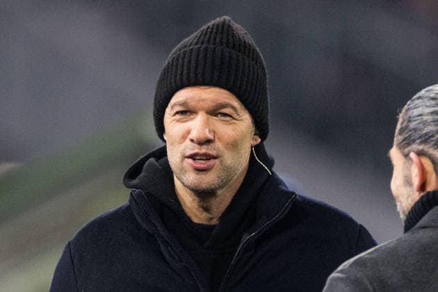 MUNICH, GERMANY - JANUARY 21: Michael Ballack (TV Expert) during the UEFA Champions League match between FC Bayern Munich vs. Royale Union Saint-Gilloise at Allianz Arena on matchday 7 of the UEFA Champions League Season 2025 26 on January 21, 2025 in Munich, Germany. Bavaria Germany Copyright: xSteffiexWunderlx