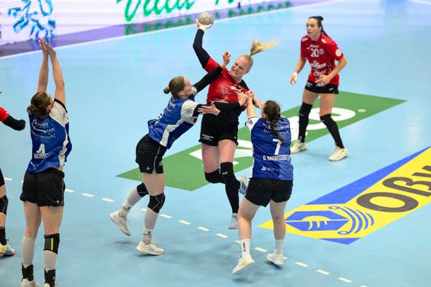 Johanna, Reichert (Rueckraum, Thueringer HC, 29), Andrea, Jacobsen (Rueckraum Links, HSG Blomberg-Lippe, 4), Nieke, Kuehne (Rueckraum Links, HSG Blomberg-Lippe, 9), Diana Doegg, Magnusdottir (Rueckraum Rechts, HSG Blomberg-Lippe, 7), Jana Leonie, Scheib (Rueckraum, Thueringer HC, 20) GER, Thueringen, Thueringer HC gegen HSG Blomberg-Lippe, Alsco Handball Bundesliga Frauen, 1. Handballbundesliga Frauen, Handball, 14.Spieltag, Saison 2025 2026, 21.01.2026 GER, Thueringen, Thueringer HC gegen HSG Blomberg-Lippe, Alsco Handball Bundesliga Frauen, 1. Handballbundesliga Frauen, Handball, 14.Spieltag, Saison 2025 2026, 21.01.2026 Bad Langensalza Copyright: xEibner-Pressefoto MartinxHerbstx EP_MHT