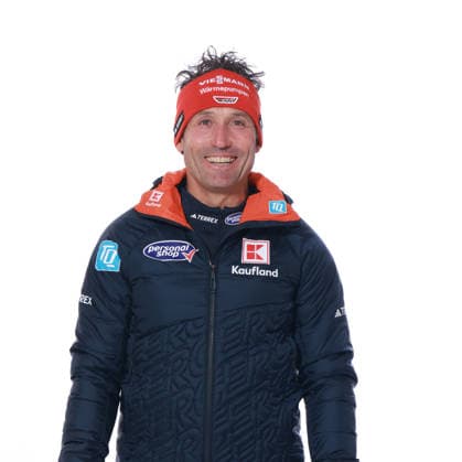 Peter Schlickenrieder, DSV (Deutscher Skiverband) Porträttermin 2025 2026, Ski Langlauf, Skilanglauf, Headshot, Headshots, Porträt, Shooting, Studio, Studioshooting, Vorstellung, Präsentation, Pressetermin, GER !ACHTUNG: Honorarfreie Nutzung bei Urhebernennung - This media material may be used freely for editorial purposes in broadcast, print, online, and radio. Use for other purposes is prohibited! !ACHTUNG: Honorarfreie Nutzung bei Urhebernennung - This media asset is free for editorial broadcast, print, online and radio use. It is restricted for use for other purposes! *** Peter Schlickenrieder, DSV Deutscher Skiverband Porträttermin 2025 2026, Ski Langlauf, Skilanglauf, Headshot, Headshots, Porträt, Shooting, Studio, Studioshooting, Vorstellung, Präsentation, Pressetermin, GER ATTENTION Royalty-free use with attribution This media material may be used freely for editorial purposes in broadcast, print, online, and radio Use for other purposes is prohibited ATTENTION Royalty-free use with attribution This media asset is free for editorial broadcast, print, online and radio use It is restricted for use for other purposes Copyright: xDSVxSkiDeutschlandx