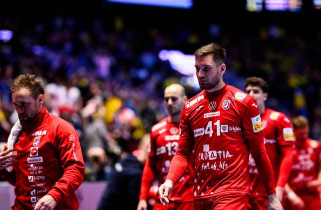 260121 Tin Lucin of Croatia looks dejected during the EHF European Handball Championship preliminary round match between Sweden and Croatia on January 21, 2026 in Malmö. Photo: Petter Arvidson BILDBYRAN kod PA PA1130 handball handboll handball handbolls-em 2026 sverige sweden croatia kroatien ehf european handball championship sverige bbeng grappa33 depp sverige sweden Copyright: PETTERxARVIDSON BB260121PA172