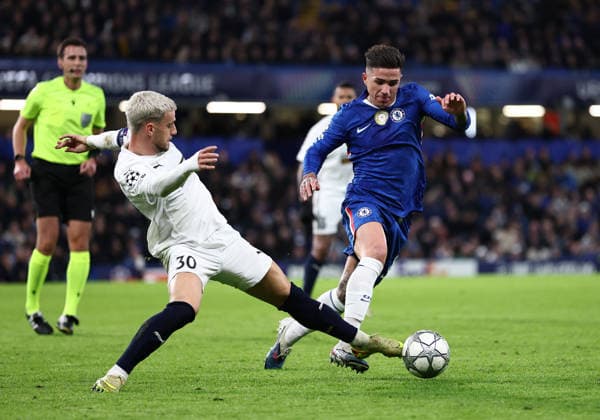 London, England, 21st January 2026. Enzo Fernandez of Chelsea (R) is challenged by Vlad Dragomir of Pafos FC during the Chelsea vs Pafos FC UEFA Champions League match at Stamford Bridge, London. Picture credit should read: David Klein Sportimage EDITORIAL USE ONLY. No use with unauthorised audio, video, data, fixture lists, club league logos or live services. Online in-match use limited to 120 images, no video emulation. No use in betting, games or single club league player publications. SPI_023_DK_CHELSEA_PAFOS SPI-4466-0023