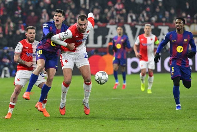 (L-R) Vasil Kusej of Slavia, Gerard Martin of Barcelona and Tomas Chory of Slavia in action during the Champions League 7th round match Slavia Praha vs FC Barcelona, Barca in Pilsen, Czech Republic, January 21, 2026. (CTKxPhoto VitxSimanek) CTKPhotoP2026012110421  CTKPhotoP2026012110421