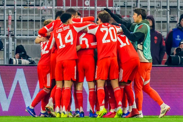 GER, UEFA CL, FC Bayern Muenchen (GER) vs Royale Union Saint-Gilloise (BEL) 21.01.2026, Allianz Arena, Muenchen, GER, UEFA CL, FC Bayern Muenchen (GER) vs Royale Union Saint-Gilloise (BEL), UEFA regulations prohibit any use of photographs as image sequences and or quasi-video, im Bild Jubel nach dem Tor zum 1-0 durch Harry Kane (FCB 9) mit Aleksandar Pavlovi Pavlovic (FCB 45) Joshua Kimmich (FCB 6) Min-jae Kim (FCB 3) Michael Olise (FCB 17)