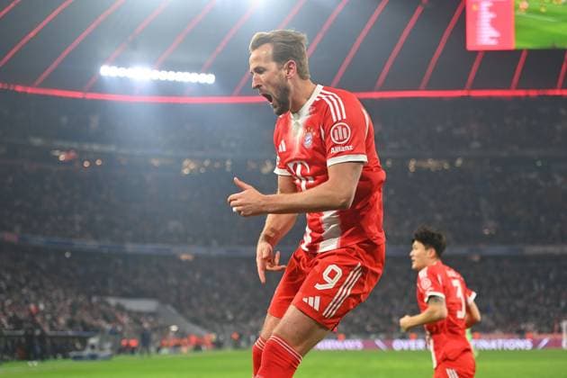 Torjubel Harry KANE (Bayern Muenchen) nach Tor zum 1-0, Jubel,Freude,Begeisterung, Aktion,Einzelbild,angeschnittenes Einzelmotiv,Halbfigur,halbe Figur. Fussball Champions League,Saison 2025 26, Ligaphase FC Bayern Muenchen - Royale Union Saint-Gilloise am 21.01.2026.