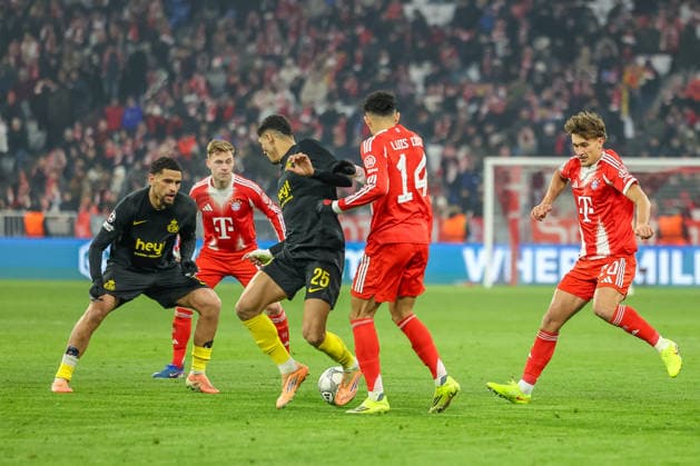 Anan Khalaili (Royale Union Saint-Gilloise, 25) mit Luis Diaz (FC Bayern Muenchen, 14) und Adem Zorgane (Royale Union Saint-Gilloise, 08), mit Joshua Kimmich (FC Bayern Muenchen, 06) und Tom Bischof (FC Bayern Muenchen, 20), GER, FC Bayern Muenchen vs. Royale Union Saint-Gilloise, Fussball, UEFA Champions League, Liga-Phase, 7. Spieltag, Saison 2025 2026, 21.01.2026, GER, FC Bayern Muenchen vs. Royale Union Saint-Gilloise, Fussball, UEFA Champions League, Liga-Phase, 7. Spieltag, Saison 2025 2026, 21.01.2026 Muenchen Copyright: xEibner-Pressefoto JennixMaulx EP_JML