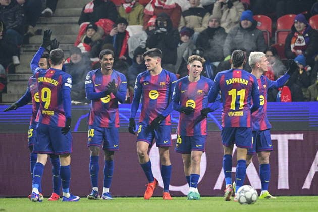 Dani Olmo of Barcelona, right, celebrates with his teammates a goal during the Champions League 7th round match Slavia Praha vs FC Barcelona, Barca in Pilsen, Czech Republic, January 21, 2026. (CTKxPhoto VitxSimanek) CTKPhotoP2026012110853  CTKPhotoP2026012110853