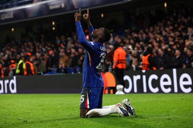 Chelsea v Pafos, Champions League GOAL 1-0 MoisÃ s Caicedo of Chelsea scores a goal and celebrates during the Champions League match between Chelsea and Pafos at Stamford Bridge, London, UK on 21 January 2026. London Stamford Bridge Greater London UK Editorial use only , Copyright: xPaulxPhelanx PSI-23600-0037