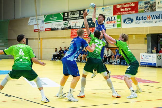 21.01.2026, xovx, Handball Testspiel Handball Bundesliga, HSG Wetzlar - TV Großwallstadt v.l. Filip Vistorop (HSG Wetzlar), Patrick Gempp (TV Großwallstadt), Jona Schoch (HSG Wetzlar), Finn Wullenweber (TV Großwallstadt), Georg Löwen (HSG Wetzlar) Wetzlar-Dutenhofen Sporthalle Dutenhofen Hessen Deutschland (DE)