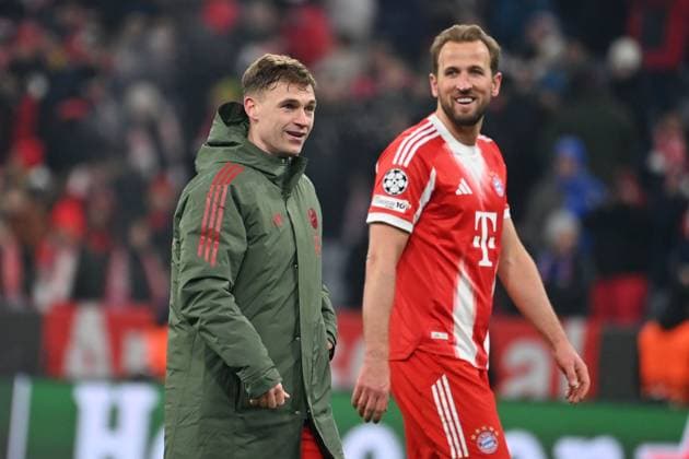 Joshua KIMMICH (Bayern Muenchen), hi:Harry KANE (Bayern Muenchen), nach Spielende,lacht,lachen, lachend,optimistisch,gutgelaunt. Fussball Champions League,Saison 2025 26, Ligaphase FC Bayern Muenchen - Royale Union Saint-Gilloise 2-0 am 21.01.2026.