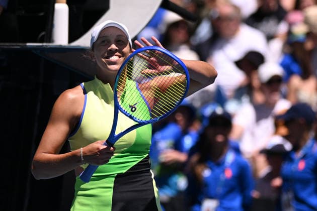 TENNIS AUSTRALIAN OPEN, Madison Keys of the USA celebrates match point during the Women™s 2nd round match against Ashlyn Krueger of the USA on day 5 of the 2026 Australian Open tennis tournament at Melbourne Park in Melbourne, Wednesday, January 22, 2026. ( NO ARCHIVING MELBOURNE VICTORIA AUSTRALIA  Copyright: xJAMESxROSSx 20260122181097428097