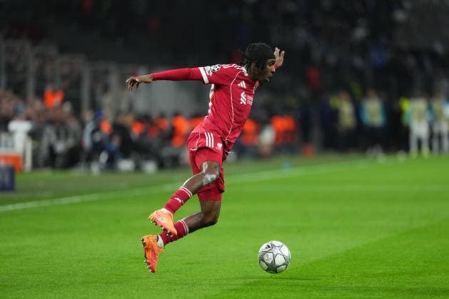 Jeremie Frimpong of Liverpool Marseille v Liverpool, UEFA Champions League, Group Stage, Football, Orange Velodrome, Marseille, France - 21 Jan 2026Marseille Orange Vélodrome France EDITORIAL USE ONLY No use with unauthorised audio, video, data, fixture lists, club league logos or live services. Online in-match use limited to 120 images, no video emulation. No use in betting, games or single club league player publications. Copyright: xDavexWinter Shutterstockx 16348361lr
