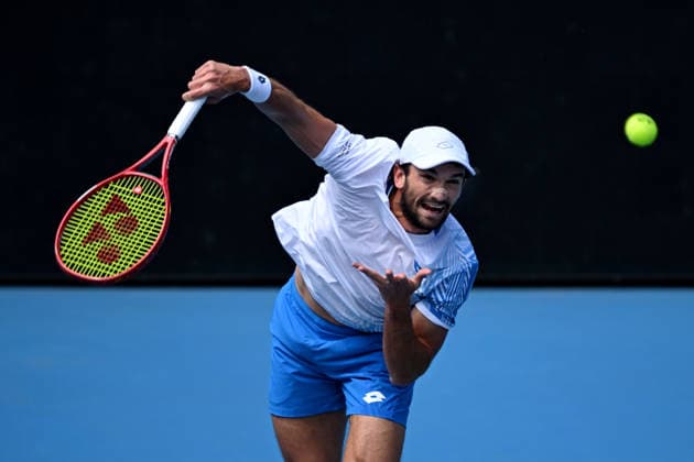 TENNIS AUSTRALIAN OPEN, Valentin Vacherot of Monaco in action during the Men™s 2nd round match against Rinky Hijikata of Australia on day 5 of the 2026 Australian Open tennis tournament at Melbourne Park in Melbourne, Wednesday, January 22, 2026. ( NO ARCHIVING MELBOURNE VICTORIA AUSTRALIA  Copyright: xJAMESxROSSx 20260122163254934730