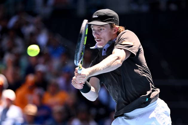 TENNIS AUSTRALIAN OPEN, Dane Sweeny of Australia in action during the Men™s 2nd round match against Ben Shelton of the USA on day 5 of the 2026 Australian Open tennis tournament at Melbourne Park in Melbourne, Wednesday, January 22, 2026. ( NO ARCHIVING MELBOURNE VICTORIA AUSTRALIA  Copyright: xJAMESxROSSx 20260122165255415009
