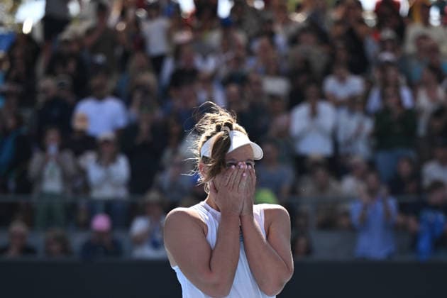 TENNIS AUSTRALIAN OPEN, Maddison Inglis of Australia celebrates her win during the Women™s 2nd round match against Laura Siegemund of Germany on day 5 of the 2026 Australian Open tennis tournament at Melbourne Park in Melbourne, Wednesday, January 22, 2026. ( NO ARCHIVING MELBOURNE VICTORIA AUSTRALIA  Copyright: xLUKASxCOCHx 20260122175743641547