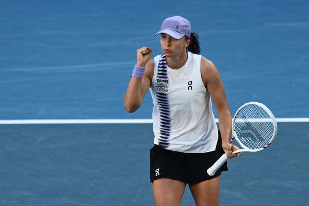 TENNIS AUSTRALIAN OPEN, Iga Swiatek of Poland reacts during the Women™s 2nd round match against Marie Bouzkova of Czechia on day 5 of the 2026 Australian Open tennis tournament at Melbourne Park in Melbourne, Wednesday, January 22, 2026. ( NO ARCHIVING MELBOURNE VICTORIA AUSTRALIA  Copyright: xJOELxCARRETTx 20260122153130403391