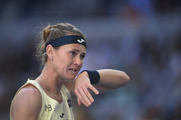 TENNIS AUSTRALIAN OPEN, Marie Bouzkova of Czechia during the Women™s 2nd round match against Iga Swiatek of Poland on day 5 of the 2026 Australian Open tennis tournament at Melbourne Park in Melbourne, Wednesday, January 22, 2026. ( NO ARCHIVING MELBOURNE VICTORIA AUSTRALIA  Copyright: xJOELxCARRETTx 20260122150663189910