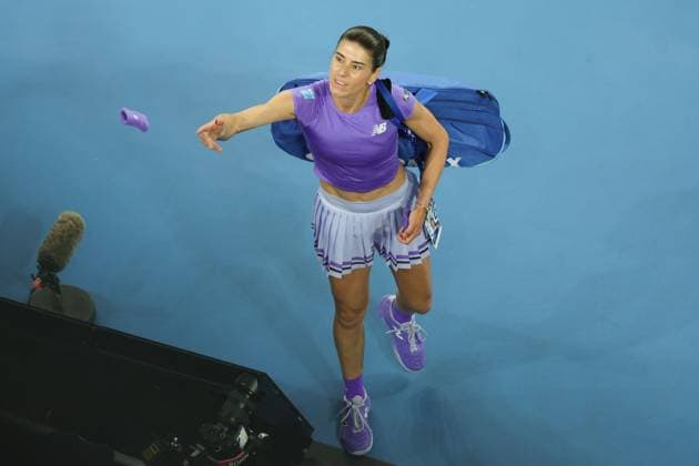 Sorana Cirstea of Romania loses her second round match Australian Open tennis tournament, Day Five, Melbourne Park, Australia - 22 Jan 2026Melbourne Melbourne Park Victoria (VIC) Australia  Copyright: xRachelxBach Shutterstockx 16371208fn