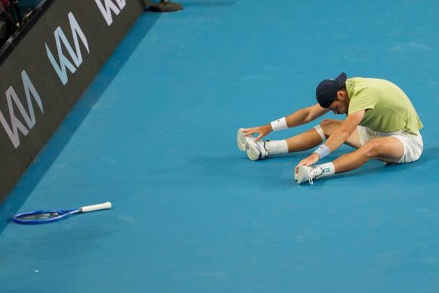 January 22, 2026: ARTHUR GEA of France falls in a match against STAN WAWRINKA of Switzerland on KIA Arena in a Men s Singles 2nd round match on day 5 of the 2026 Australian Open in Melbourne, Australia. WAWRINKA won 46 63 36 75 76. Cal Media Melbourne Australia - ZUMAc04_ 20260122_faf_c04_057 Copyright: xSydneyxLowx