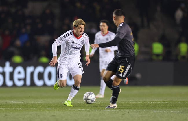 21.01.2026, Fussball UEFA Champions League, Qarabag Agdam FK - Eintracht Frankfurt, v.l., Ritsu Doan (Eintracht Frankfurt), Pedro Bicalho (Qarabag Agdam FK) DFL DFB REGULATIONS PROHIBIT ANY USE OF PHOTOGRAPHS AS IMAGE SEQUENCES AND OR QUASI-VIDEO. xdcx Copyright: HMBxMedia Claus