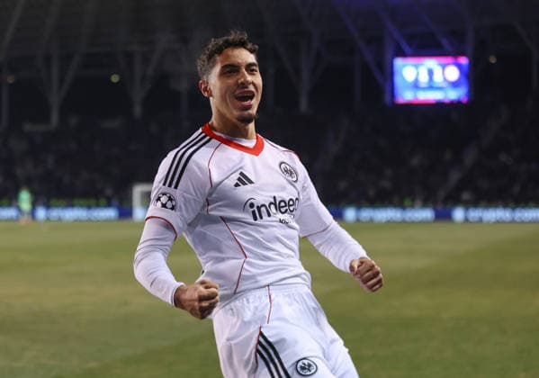 21.01.2026, Fussball UEFA Champions League, Qarabag Agdam FK - Eintracht Frankfurt, v.l., Torjubel zum 1:2 durch Fares Chaibi (Eintracht Frankfurt), Goal celebration, celebrate the goal DFL DFB REGULATIONS PROHIBIT ANY USE OF PHOTOGRAPHS AS IMAGE SEQUENCES AND OR QUASI-VIDEO. xdcx Copyright: HMBxMedia Claus