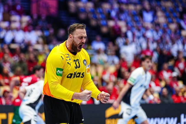 Jubel nach Parade Andreas Wolff (Deutschland, 33) DEN, Deutschland vs. Portugal, Handball, EHF Europameisterschaft 2026, Hauptrunde, Spieltag 1, 22.01.2026 DEN, Deutschland vs. Portugal, Handball, EHF Europameisterschaft 2026, Hauptrunde, Spieltag 1, 22.01.2026 Herning *** Cheering after Andreas Wolffs save Germany, 33 DEN, Germany vs Portugal, Handball, EHF European Championship 2026, Main Round, Matchday 1, 22 01 2026 DEN, Germany vs Portugal, Handball, EHF European Championship 2026, Main Round, Matchday 1, 22 01 2026 Herning Copyright: xEibner-Pressefoto MarcelxvonxFehrnx EP_MFN