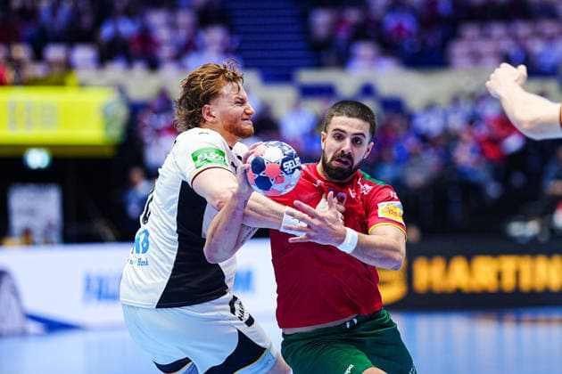 Tom Kiesler (Deutschland, 30), Martim Costa (Portugal, 79) DEN, Deutschland vs. Portugal, Handball, EHF Europameisterschaft 2026, Hauptrunde, Spieltag 1, 22.01.2026 DEN, Deutschland vs. Portugal, Handball, EHF Europameisterschaft 2026, Hauptrunde, Spieltag 1, 22.01.2026 Herning Copyright: xEibner-Pressefoto MarcelxvonxFehrnx EP_MFN