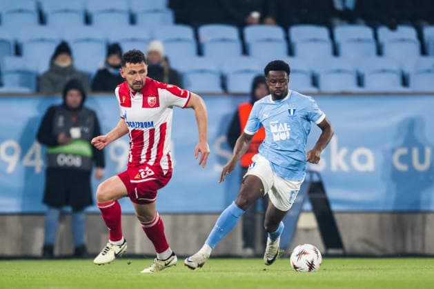 260122 Emmanuel Ekong of Malmö FF during the UEFA Europa League football match between Malmö FF and Crvena Zvezda on January 22, 2026 in Malmö. fotboll football soccer fotball uefa europa league europa league malmö ff crvena zvezda bbeng röda stjärnan bbauto Copyright: PETTERxARVIDSON BB260122PA082