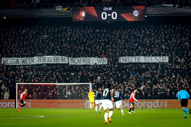 Banner Supporters of SC Feyenoord Rotterdam We zijn weer terug bij af, incapabel van directie tot staf during the match SC Feyenoord Rotterdam vs SK Sturm Graz at the for the Europa League - League phase - Matchday 7 season 2025-2026 in ROTTERDAM, Netherlands on 22 january 2026, (photo by Marcel van Dorst EYE4images DeFodi Images) -