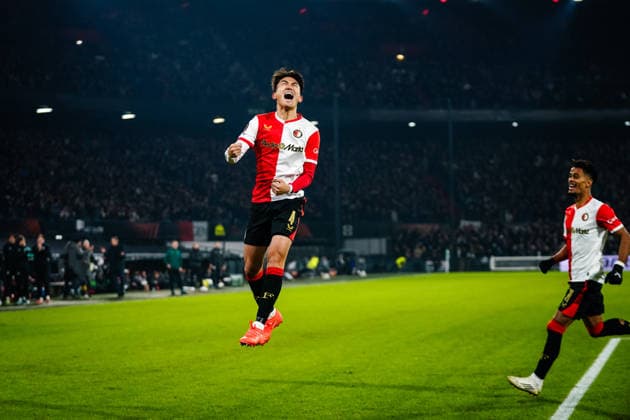 UEFA Europa League: Feyenoord v SK Sturm Graz Rotterdam - Tsuyoshi Watanabe of Feyenoord Rotterdam, Goncalo Borges of Feyenoord Rotterdam during the seventh match of the UEFA Europa League 2025 2026. The match is set between Feyenoord and SK Sturm Graz at Stadion Feijenoord De Kuip on 22 January 2026 in Rotterdam, The Netherlands. (VK Sportphoto Danny de Groot) Copyright: xDannyxdexGrootx