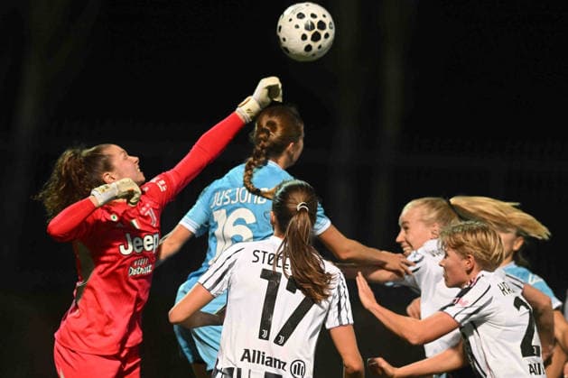 Danielle De Jong of Juventus FC competes for the ball Mille Jusjong Henriksen of Napoli Women with during the Coppa Italia Femminile between Napoli Women vs Juventus FC :Agostino Gemito Live Photo  Copyright: xAgostinoxGemito IPAxSportx xipa-agency.netx xx IPA_70424456 IPA_Agency_IPA70424456