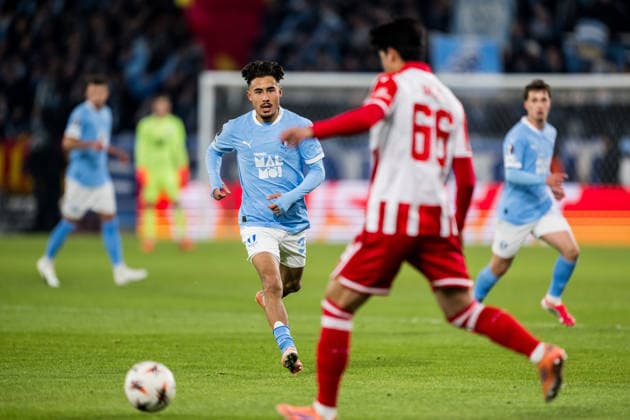 260122 Adrian Skogmar of Malmö FF during the UEFA Europa League football match between Malmö FF and Crvena Zvezda on January 22, 2026 in Malmö. Photo: Petter Arvidson BILDBYRAN kod PA PA1132 fotboll football soccer fotball uefa europa league europa league malmö ff crvena zvezda bbeng röda stjärnan Copyright: PETTERxARVIDSON BB260122PA096