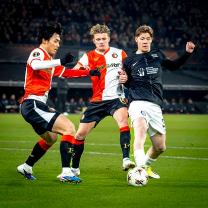 SC Feyenoord Rotterdam midfielder Sem Steijn, SK Sturm Graz midfielder Luca Weinhandl during the match SC Feyenoord Rotterdam vs SK Sturm Graz at the for the Europa League - League phase - Matchday 7 season 2025-2026 in ROTTERDAM, Netherlands on 22 january 2026, (photo by Marcel van Dorst EYE4images DeFodi Images) -