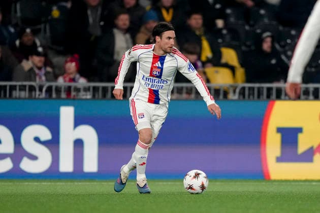Schweiz: UEFA Europa League 2025 26, BSC Young Boys vs Olympique Lyonnais - Stadion Wankdorf, Bern: Nicolas Tagliafico (3 Lyon) in Aktion Bern Stadion Wankdorf Bern Schweiz Copyright: xKjetilxWaberx