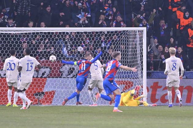 Viktoria Plzen players score the opening goal of the European League of 7th round match Viktoria Plzen vs FC Porto, Pilsen, Czech Republic, January 22, 2026. (CTKxPhoto MiroslavxChaloupka) CTKPhotoP2026012209330  CTKPhotoP2026012209330