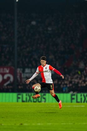 UEFA Europa League: Feyenoord v SK Sturm Graz Rotterdam - Tsuyoshi Watanabe of Feyenoord during the seventh match of the UEFA Europa League 2025 2026. The match is set between Feyenoord and SK Sturm Graz at Stadion Feijenoord De Kuip on 22 January 2026 in Rotterdam, The Netherlands. Copyright: xTomxBodex