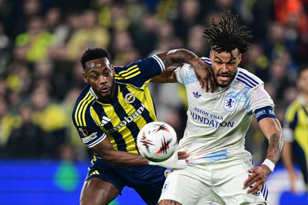 Fenerbahce v Aston Villa - UEFA Europa League ISTANBUL, TURKIYE - JANUARY 22: Jhon Duran (L) of Fenerbahce in action against Tyrone Mings (R) of Aston Villa during the UEFA Europa League week 7 football match between Fenerbahce and Aston Villa at Chobani Stadium in Istanbul, Turkiye, on January 22, 2026. Oguz Yeter Anadolu Istanbul Turkey. Editorial use only. Please get in touch for any other usage.  Copyright: x2026xAnadoluxOguzxYeterx