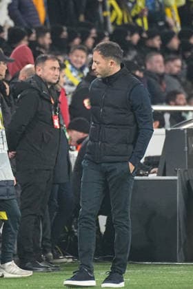 ISTANBUL, TURKEY - JANUARY 22: Coach Domenico Tedesco of Fenerbahce during the UEFA Europa League 2025 26 League Phase MD7 match between Fenerbahce SK and Aston Villa FC at Fenerbahce Sükrü Saracoglu Spor Kompleksi Chobani Stadium on January 22, 2026 in Istanbul, Turkey. Istanbul Turkey Copyright: xSeskimphotox FBahce-AVilla-220126 (6)