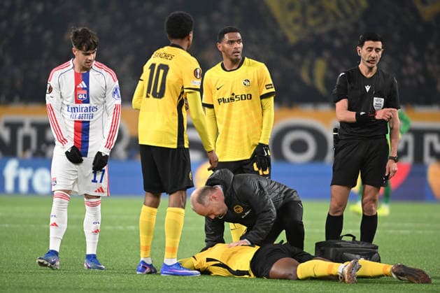 BERN, SWITZERLAND - JANUARY 22: Sergio Cordova of Young Boys m) is injured on the ground during the UEFA Europa League 2025 26 League Phase MD7 match between BSC Young Boys and Olympique Lyonnais at Stadion Wankdorf on January 22, 2026 in Bern, Switzerland. Bern Stadion Wankdorf Bern Switzerland Copyright: xJustPictures.ch ManuelxWinterbergerx jp-en-EuSpIm-MWI_6704