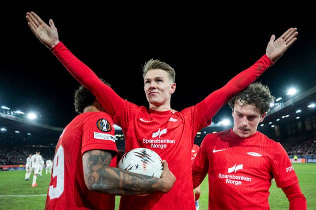260122 Emil Kornvig of Brann celebrates after scoring 2-2 during the UEFA Europa League football match between Brann and Midtjylland on January 22, 2026 in Bergen. Photo: Marius Simensen BILDBYRAN COP 238 MM0054 bbeng fotboll football soccer fotball uefa europa league brann midtjylland jubel Copyright: MARIUSxSIMENSEN BB260122ZC029