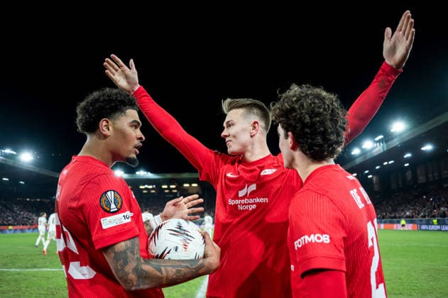 260122 Emil Kornvig of Brann celebrates after scoring 2-2 during the UEFA Europa League football match between Brann and Midtjylland on January 22, 2026 in Bergen. Photo: Marius Simensen BILDBYRAN COP 238 MM0054 bbeng fotboll football soccer fotball uefa europa league brann midtjylland jubel Copyright: MARIUSxSIMENSEN BB260122ZF022
