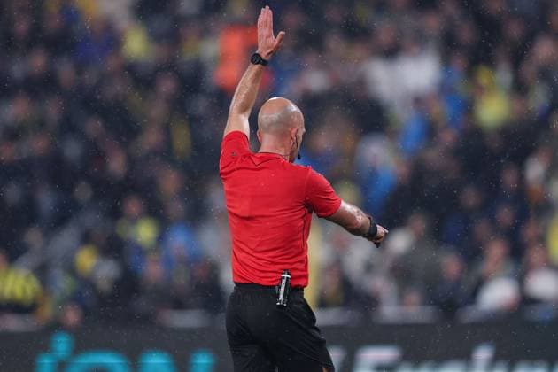 Luis Godinho disallows Aston Villas second goal Fenerbache v Aston Villa, UEFA Europa League, Group Stage, Football, Sukru Saracoglu Stadium, Istanbul, Turkiye - 22 Jan 2026Istanbul Sukru Saracoglu Stadium Turkey EDITORIAL USE ONLY No use with unauthorised audio, video, data, fixture lists, club league logos or live services. Online in-match use limited to 120 images, no video emulation. No use in betting, games or single club league player publications.  Copyright: xRaddadxJebarah Shutterstockx 16348379cs